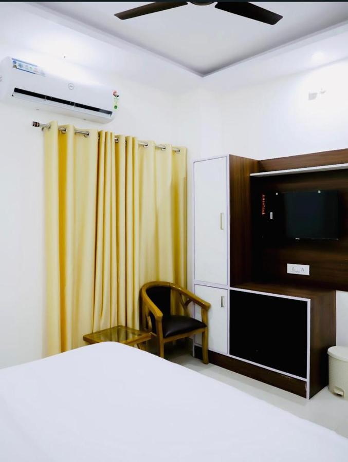 Hotel Srp Rishikesh Bagian luar foto